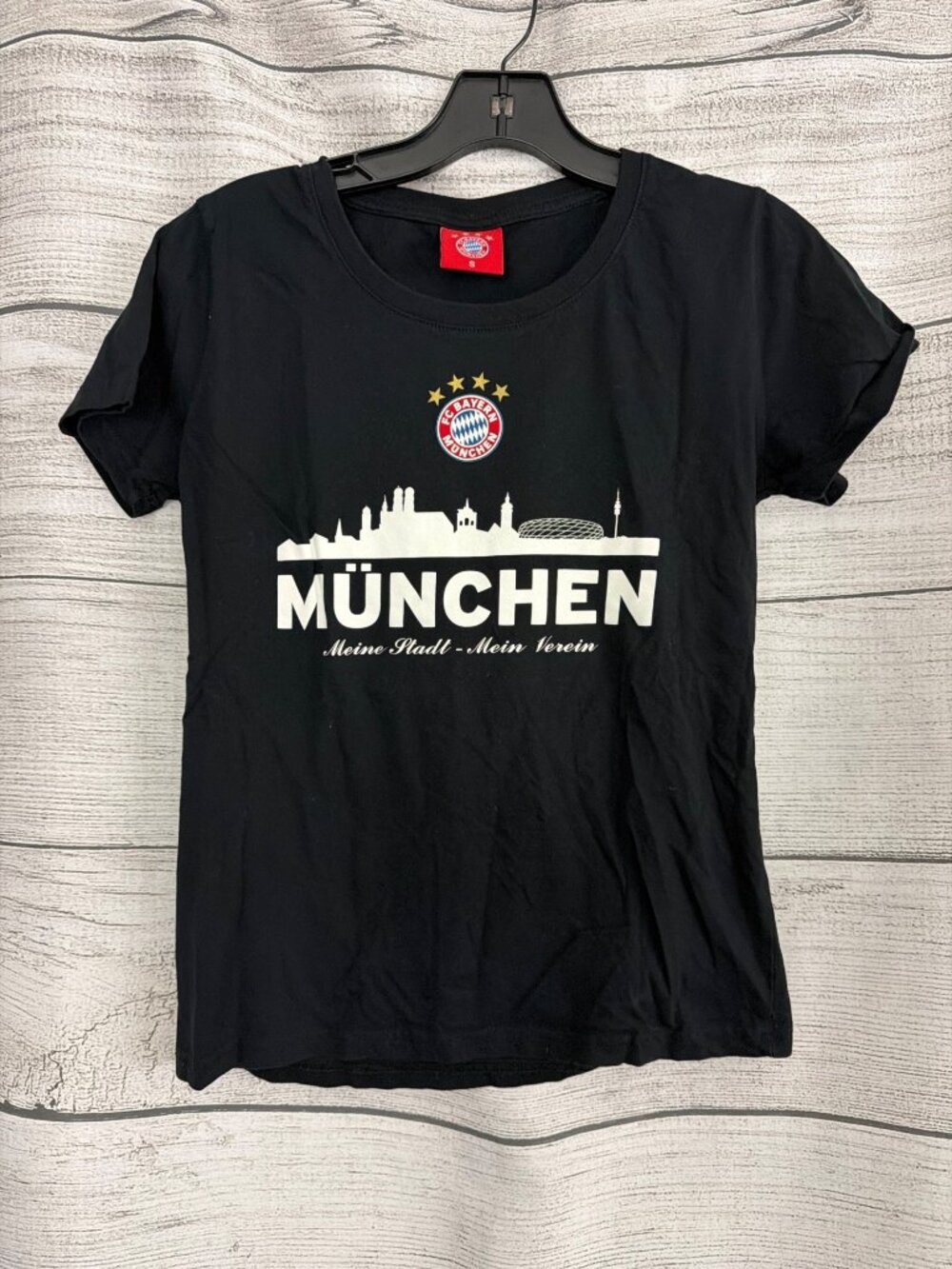 FC Bayern München Skyline Black T-Shirt Size S